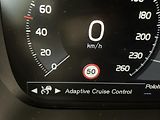 Volvo XC90 B5 AWD Momentum AT8 - náhled 29