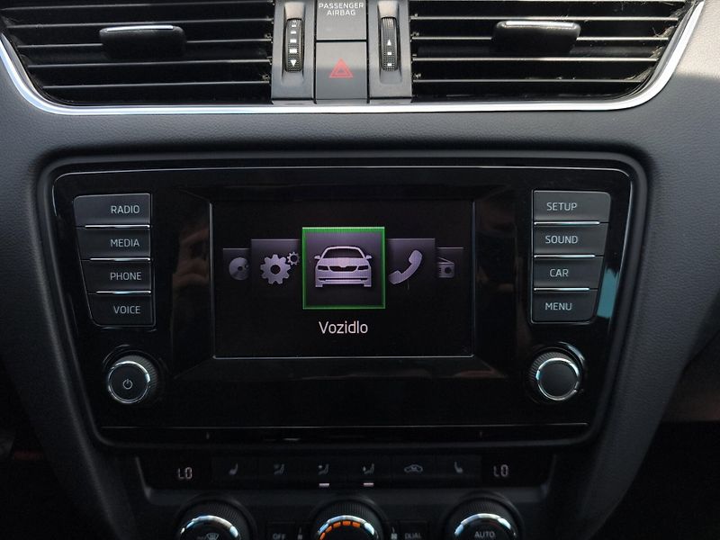 Škoda Octavia (2014) STYLE 1.2 TSI 77kW, Tažné - fotka 19 z 27