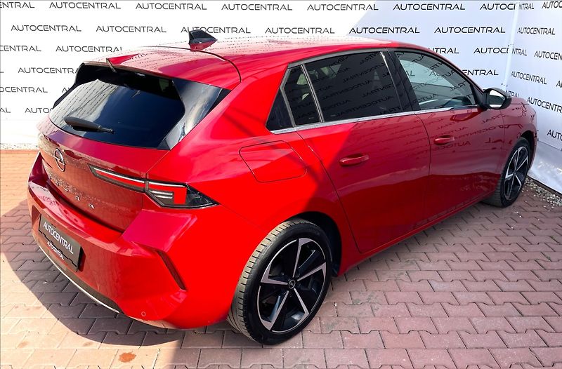 Opel Astra 1,5 CDTi,96kW,STK 8/28,DPH - fotka 4 z 23