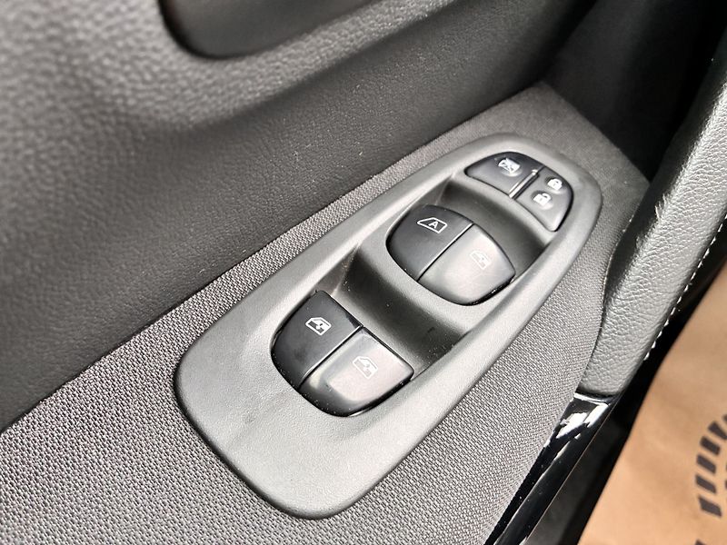 Renault Kadjar 96kW Energy 130 Life TAŽNÉ - fotka 21 z 28