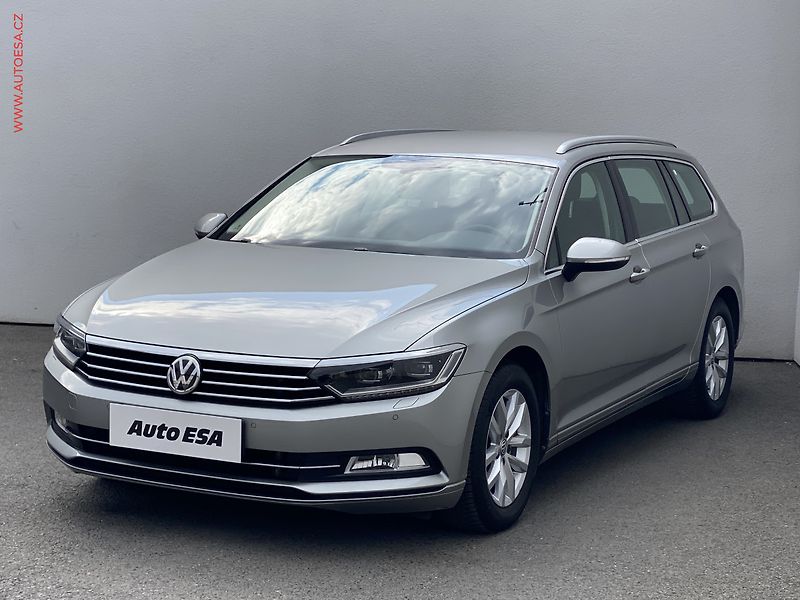 Volkswagen Passat (2017) 1.8 TSi, ČR, Comfortline, LED - fotka 3 z 18