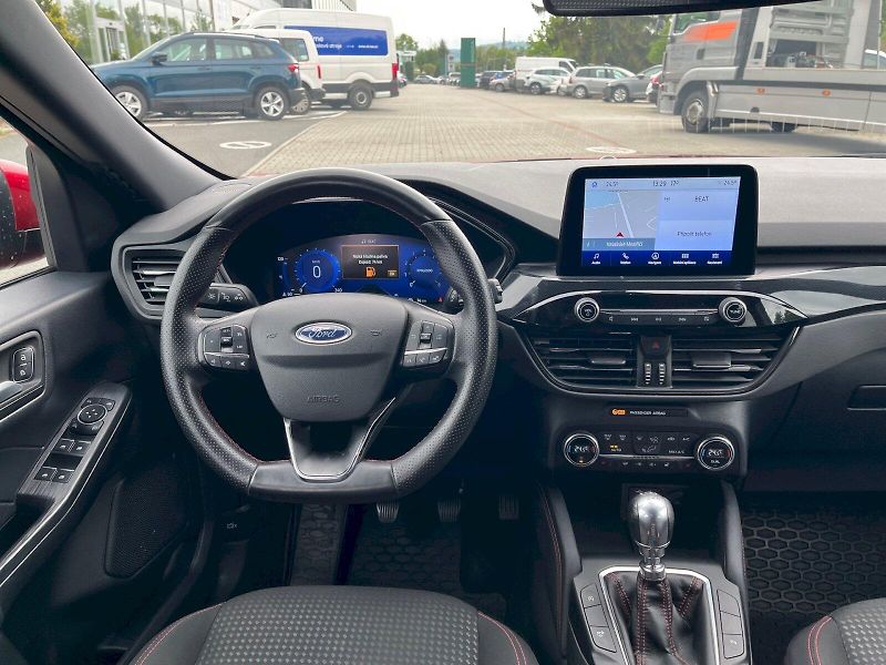 Ford Kuga (2021) - fotka 22 z 28
