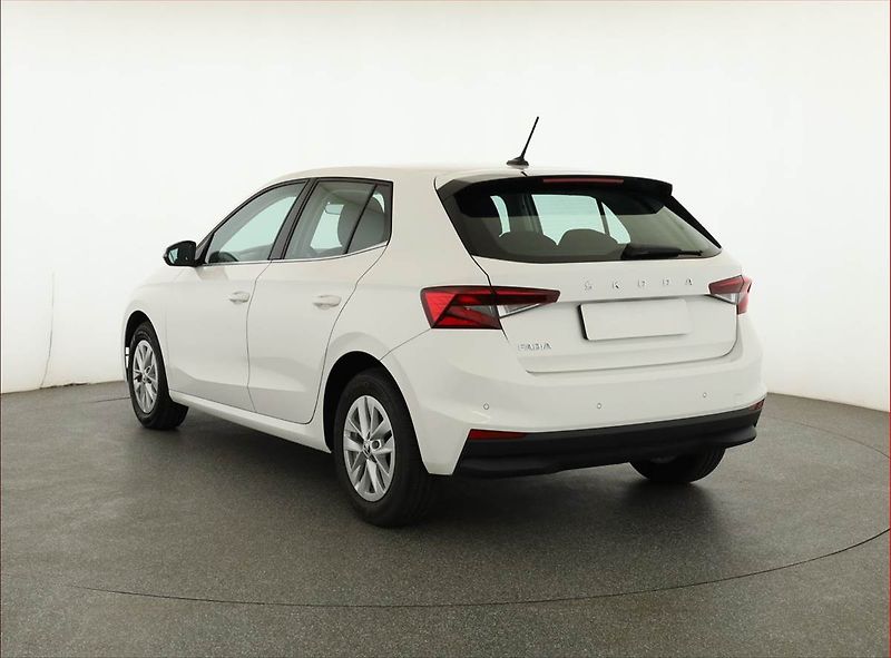 Škoda Fabia (2023) Style 1.0 TSI, ČR,1.maj - fotka 4 z 17