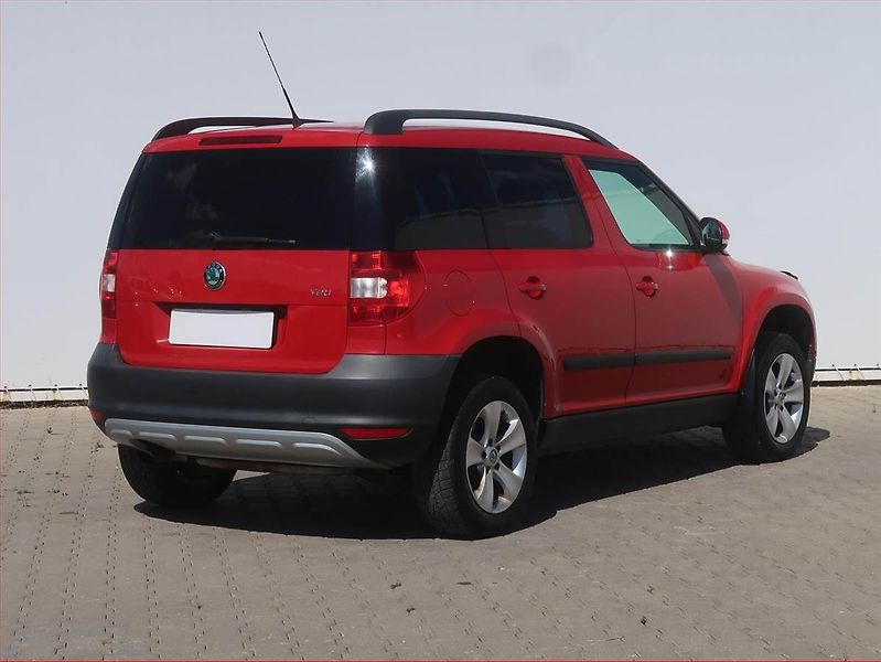 Škoda Yeti (2010) Ambition 1.2 TSI, Serv.kniha - fotka 5 z 16