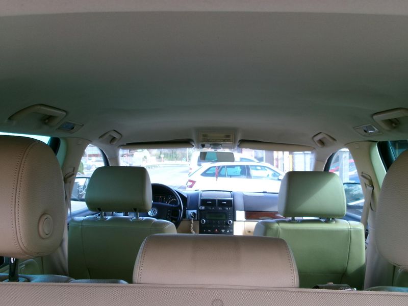 Volkswagen Touareg (2004) 2,5TDI DSG AC TEMP ALU  - fotka 12 z 24
