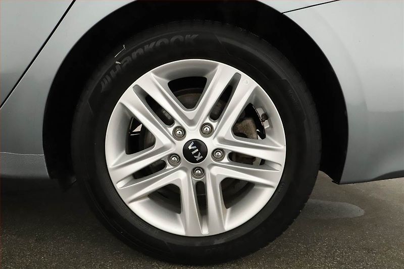 Kia Ceed (2021) 1.5 T-GDI MHEV, Automat, ČR - fotka 16 z 16