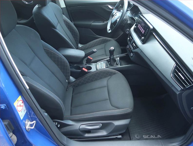Škoda Scala (2023) 1.0 TSI, Serv.kniha, Tempomat - fotka 9 z 13