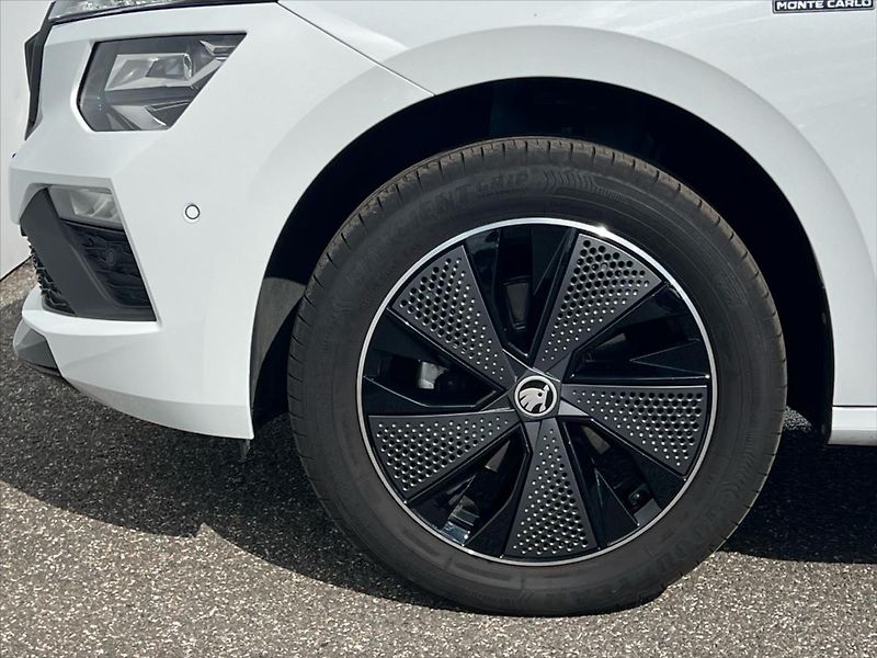 Škoda Kamiq 1,5 TSi 110 kW 7DSG MONTE CARL - fotka 12 z 30