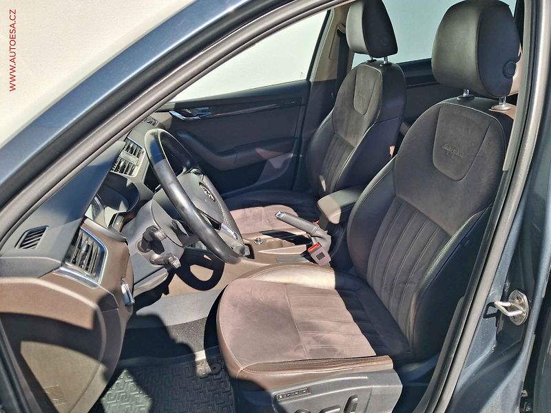 Škoda Octavia (2018) 2.0 TDi 4x4, ČR, L&K, DSG - fotka 9 z 19