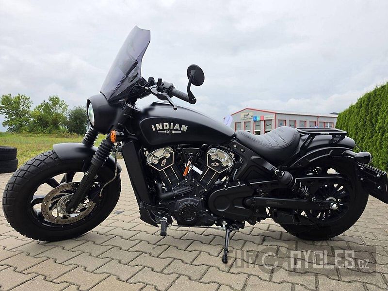 Indian (2018) Scout Bobber - fotka 8 z 15