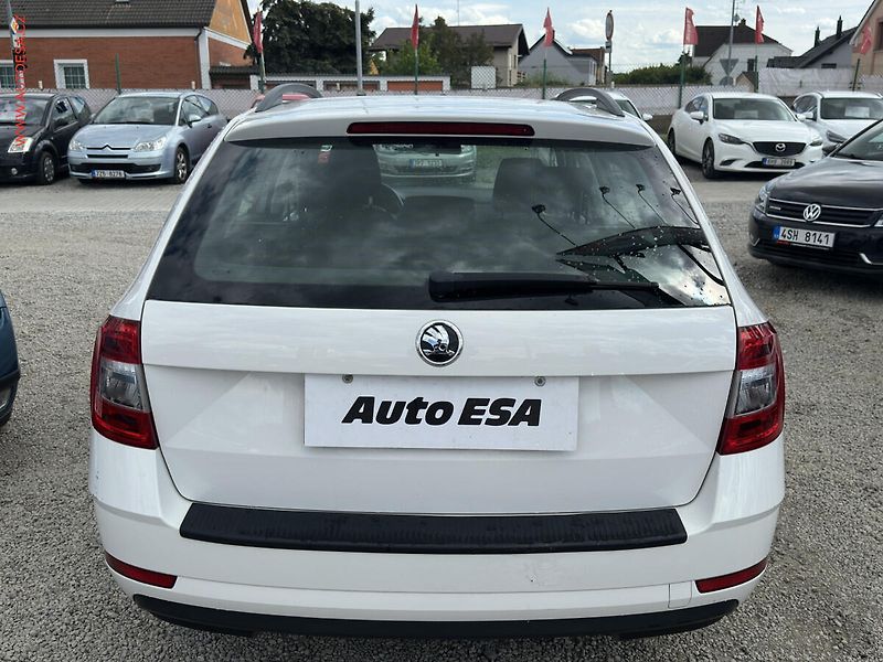 Škoda Octavia (2017) 1.0TSi, ČR, AC, tažné - fotka 5 z 16