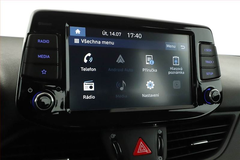 Hyundai i30 (2021) 1.5 DPI, Tempomat - fotka 14 z 18