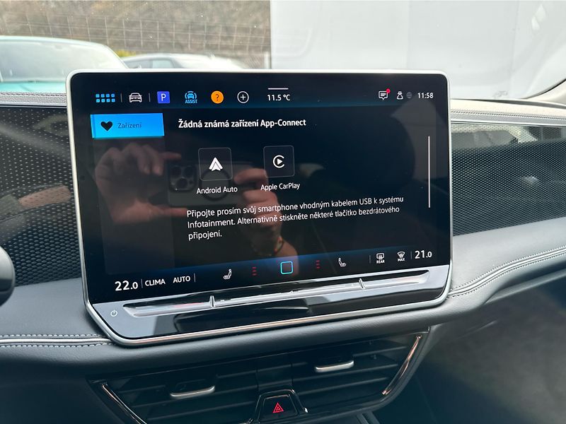 Volkswagen Passat Business 1.5 eTSI 110 kW DSG V - fotka 22 z 24