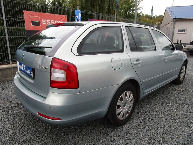 Škoda Octavia Combi 1.9TDi Ambiente, Klima - fotka 4 z 41