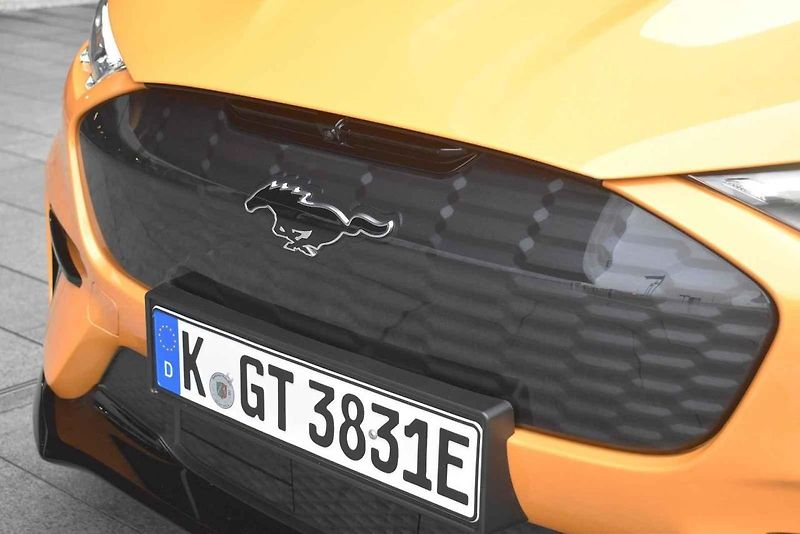 Nabíječky ČEZ na dálnici D5 u Šlovic