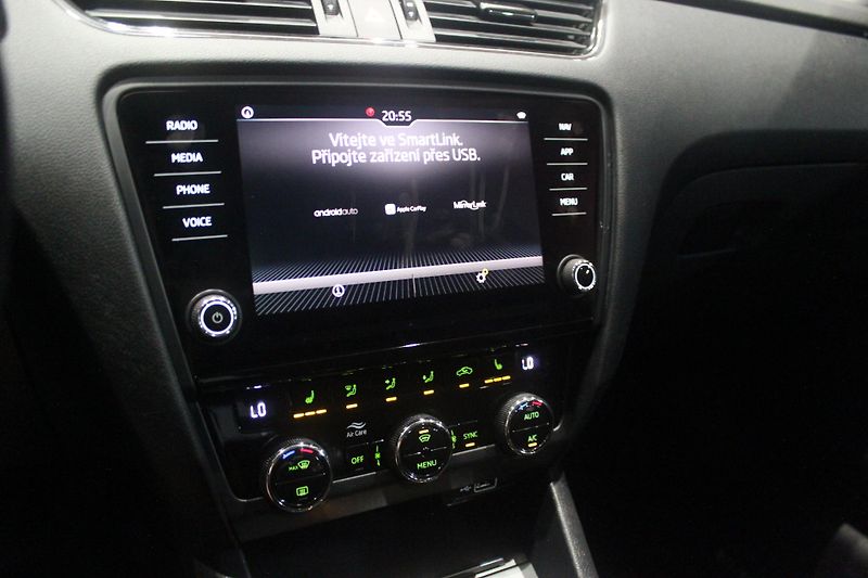 Škoda Octavia (2019) 1.5 TSI 110kW Style LED 2019 - fotka 19 z 19