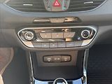 Hyundai i30 1,5 T-GDI 103kW DCT Family - náhled 16