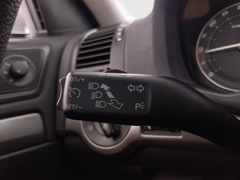 Škoda Octavia (2008) Ambiente Plus 1.9 TDI - fotka 17 z 17
