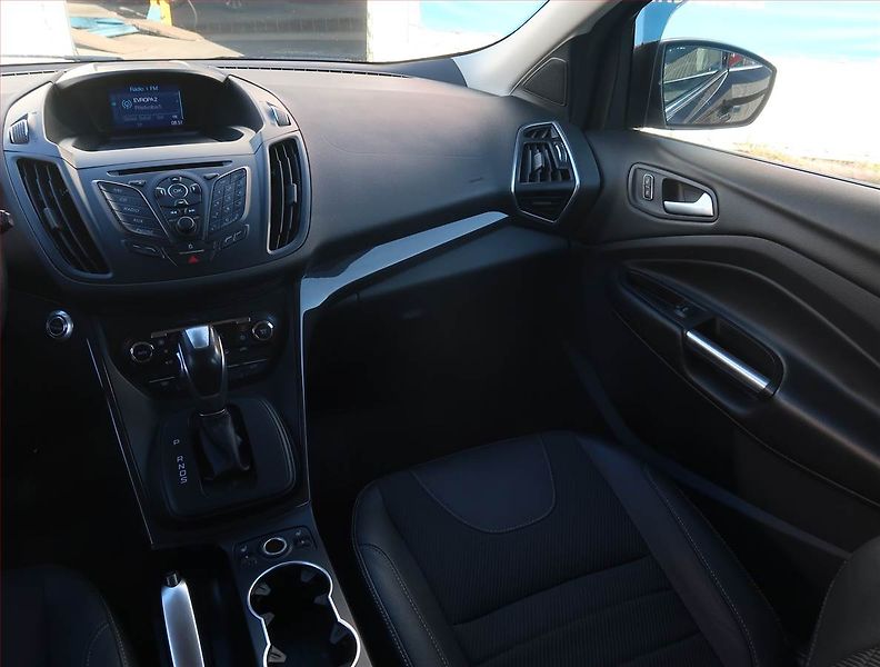 Ford Kuga (2013) Titanium 2.0 TDCi, 4X4 - fotka 8 z 22