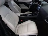 Jaguar F-Pace (2016) 20d AWD, Automat, Serv.kniha - náhled 7