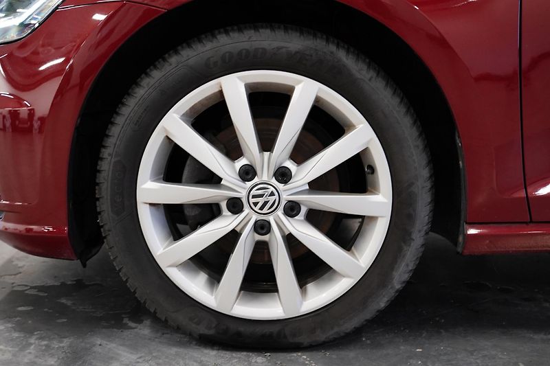 Volkswagen Golf - fotka 10 z 28