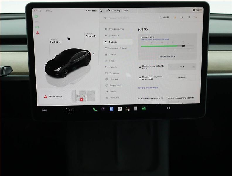 Tesla Model 3 (2022) Long Range 4WD 79kWh, SoH 91% - fotka 11 z 21