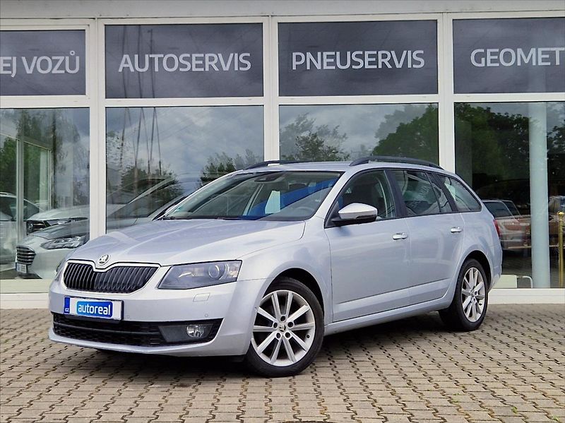 Škoda Octavia 2,0 TDI DSG KLIMA VÝHŘEV DIGI - fotka 1 z 34