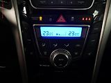 Hyundai i30 (2015) 1.6CRDi, ČR, autoAC - náhled 14