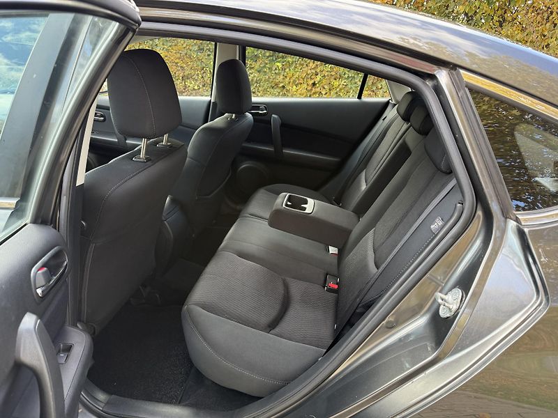 Mazda 6 2.0 Active - fotka 21 z 33