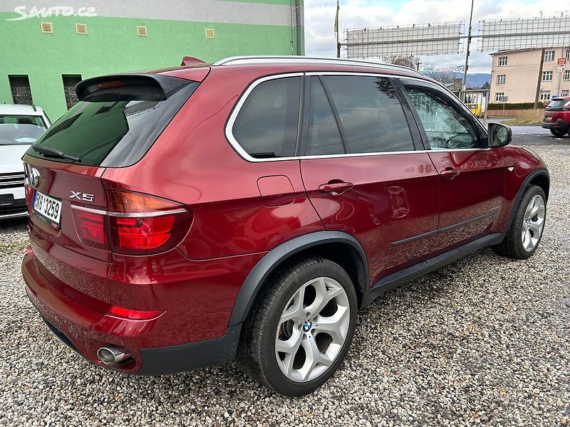 BMW X5 (2013) 3.0 D 180 KW - fotka 5 z 24