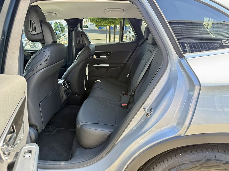 Mercedes-Benz GLC (2025) 220 d 4MATIC - fotka 15 z 47