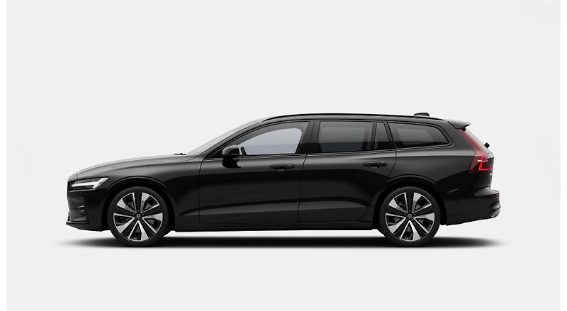 Volvo V60 (2026) B4 PLUS DARK AUT - fotka 14 z 19