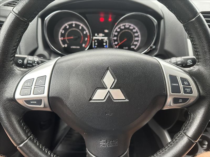 Mitsubishi ASX 1,6 TAŽNÉ EDITION - fotka 21 z 30