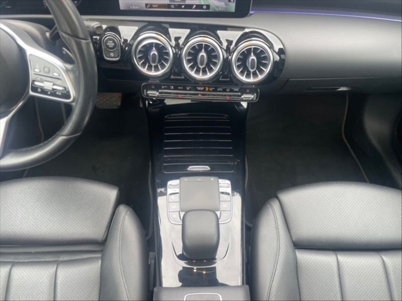 Mercedes-Benz Třídy A 1,3 A180 AT - fotka 10 z 11