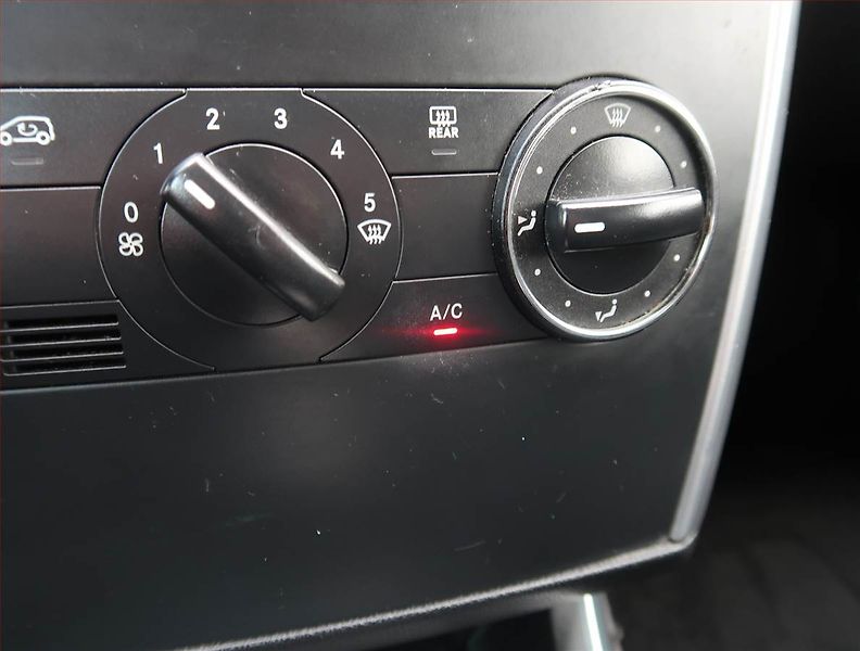 Mercedes-Benz Třídy B (2009) B 180 CDI , Automat, Tempomat - fotka 17 z 20