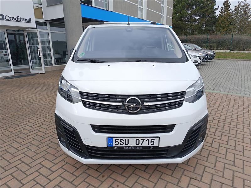 Opel Vivaro 2,0 CDTi Crewvan - fotka 3 z 21