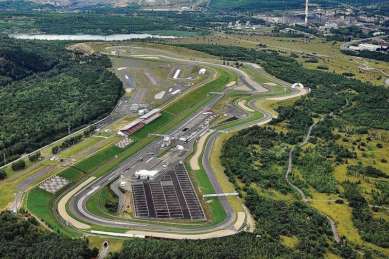 Závod mistrovství světa Superbike v Mostě.