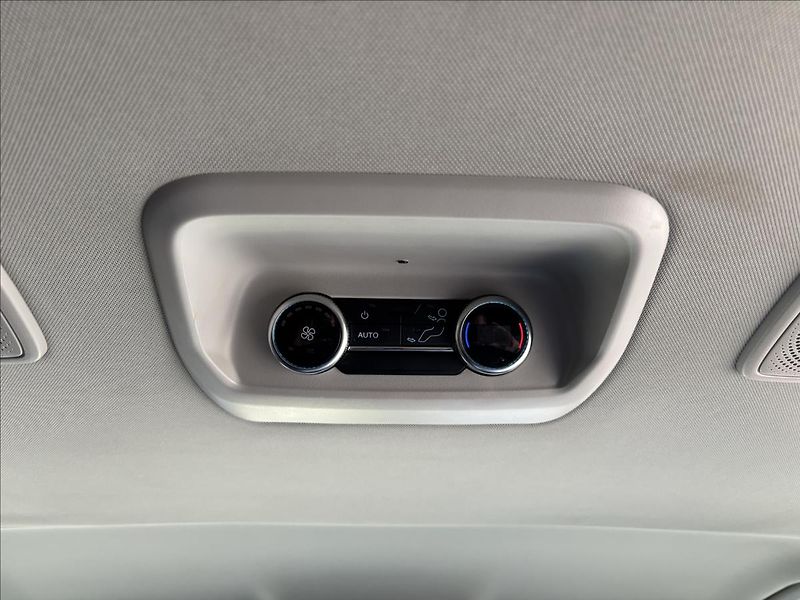 Ford Tourneo Custom 2,0 125kW Titanium X AWD L1 - fotka 19 z 47