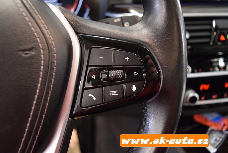 BMW Řada 5 2.0d LUXURY-LINE 98 000 KM TZ - fotka 41 z 74