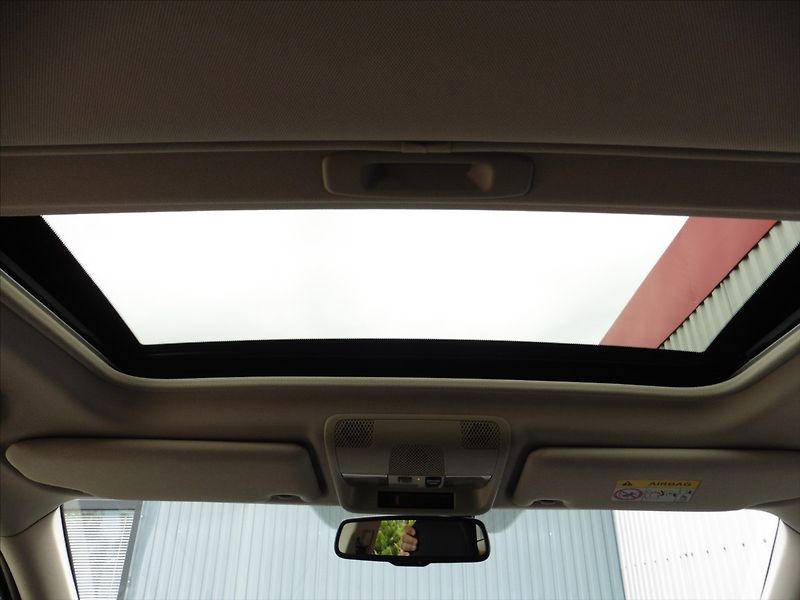 Mitsubishi Outlander 2,4 PHEV Instyle+ 1.maj. - fotka 18 z 19