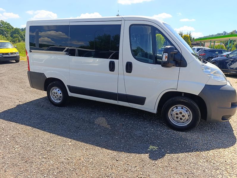 Citroën Jumper (2010) 3.0 HDi 116kw 9míst - fotka 4 z 28