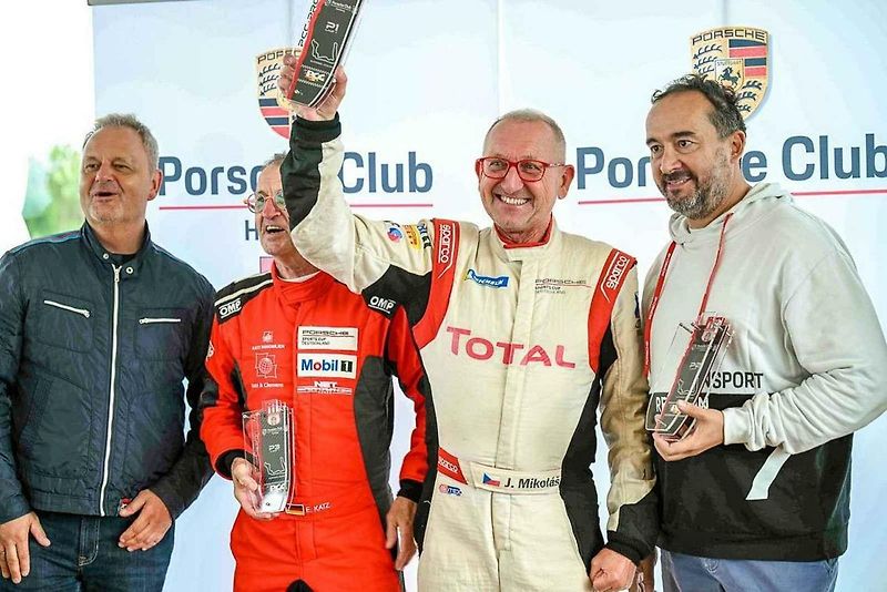 Sedmdesátiletý Jaroslav Mikoláš vyhrál celý německý seriál Porsche PCC Pro. Foto: se svolením J. Mikoláše
