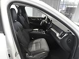 Volvo XC60 (2026) T6 PHEV CORE + 4ZÁRUKA/SERVIS - náhled 10