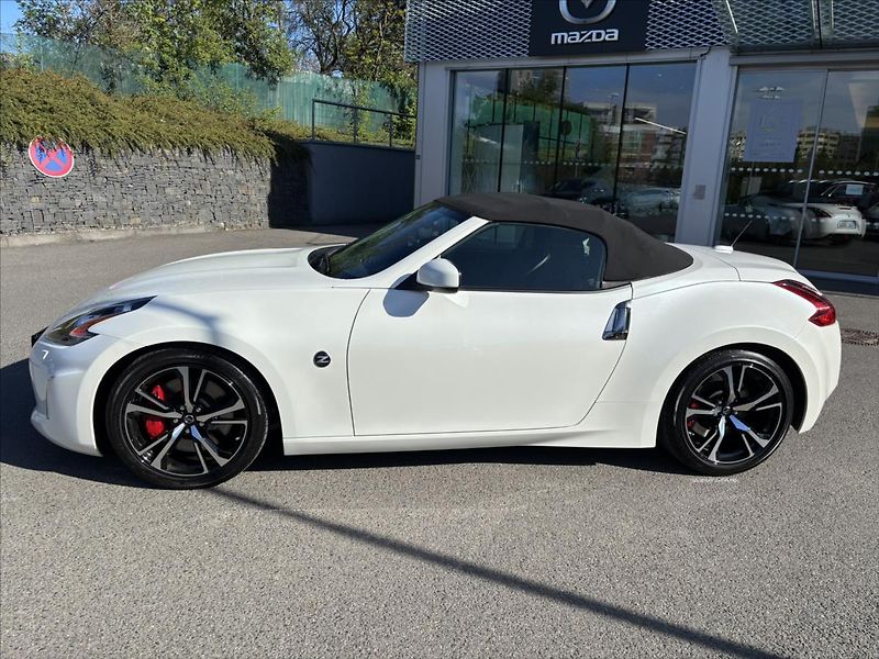 Nissan 370 Z 3,7 i Premium 1.ČR TOP STAV - fotka 10 z 49