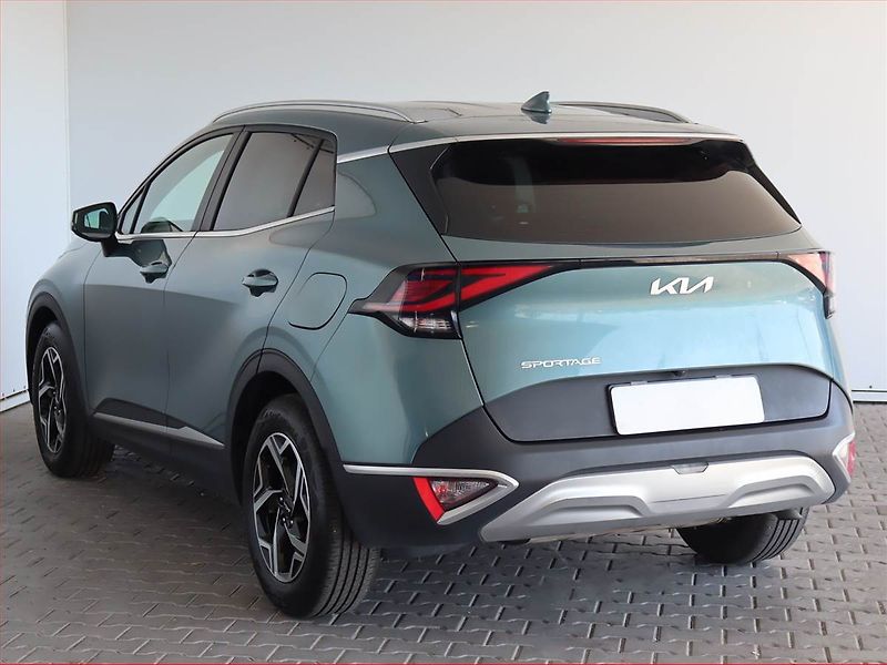 Kia Sportage (2022) 1.6 T-GDI - fotka 4 z 21