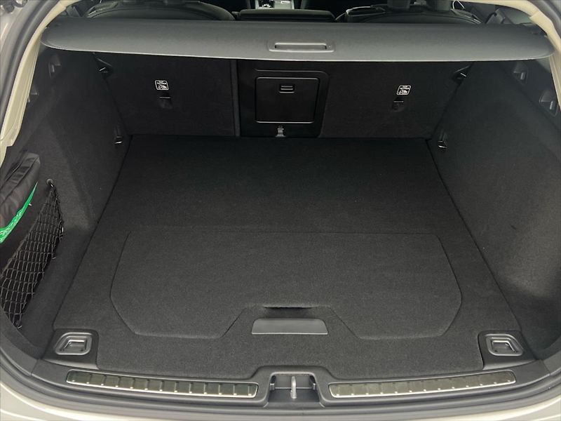 Volvo V60 2,0 AWD CROSS COUNTRY PLUS  B4 - fotka 14 z 28