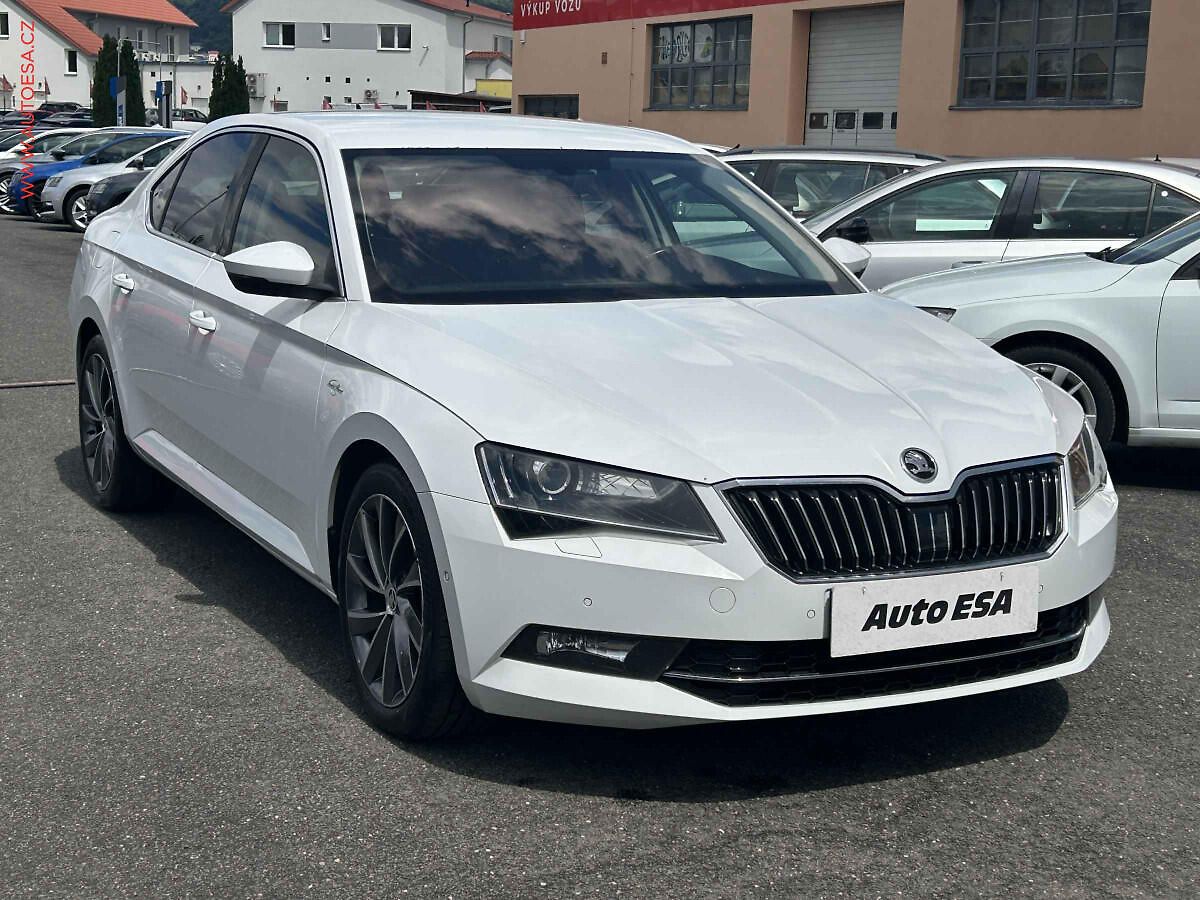 Škoda Superb 2.0 TDi 4x4, ČR, DSG, navi