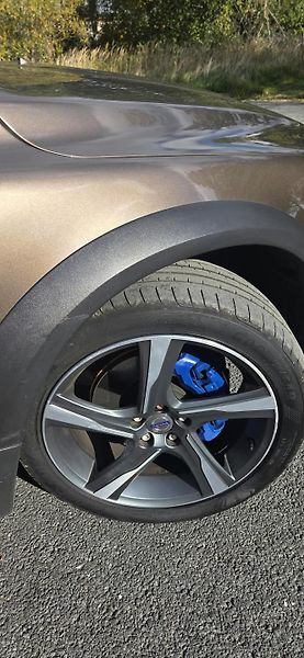 Volvo XC70 (2015)  158 kw D5 - fotka 8 z 21