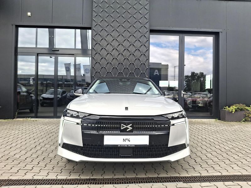 DS Automobiles DS N°4 (2026) N°4  PERFORMANCE LINE HYBRID   - fotka 2 z 29