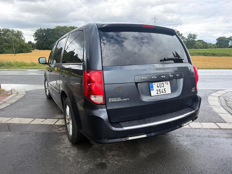 Dodge Grand Caravan (2014) 3,6 SXT Crew RT 2014 - fotka 5 z 19